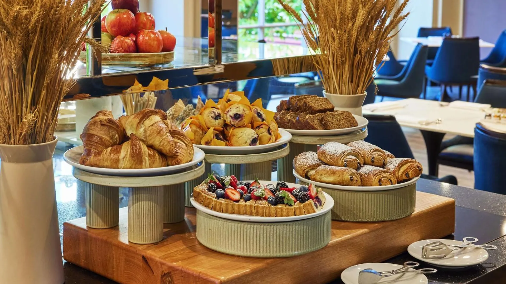Hyatt Hotel Canberra - A Park Hyatt Hotel